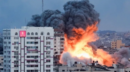 Палестинчууд гэнэтийн дайралт хийж, Газын зурваст дахин гал гарлаа